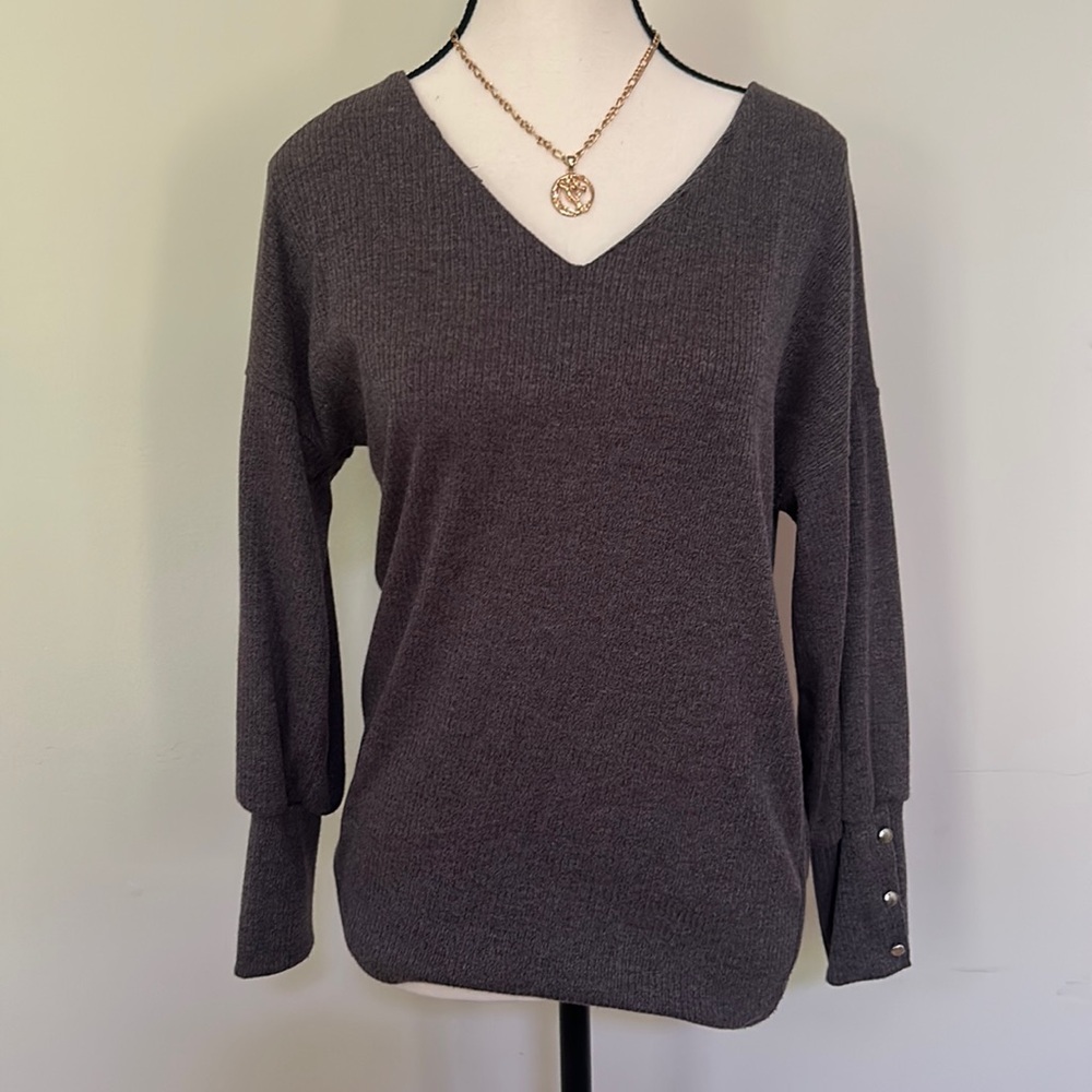 Linda Leal V-Neck Sweater
